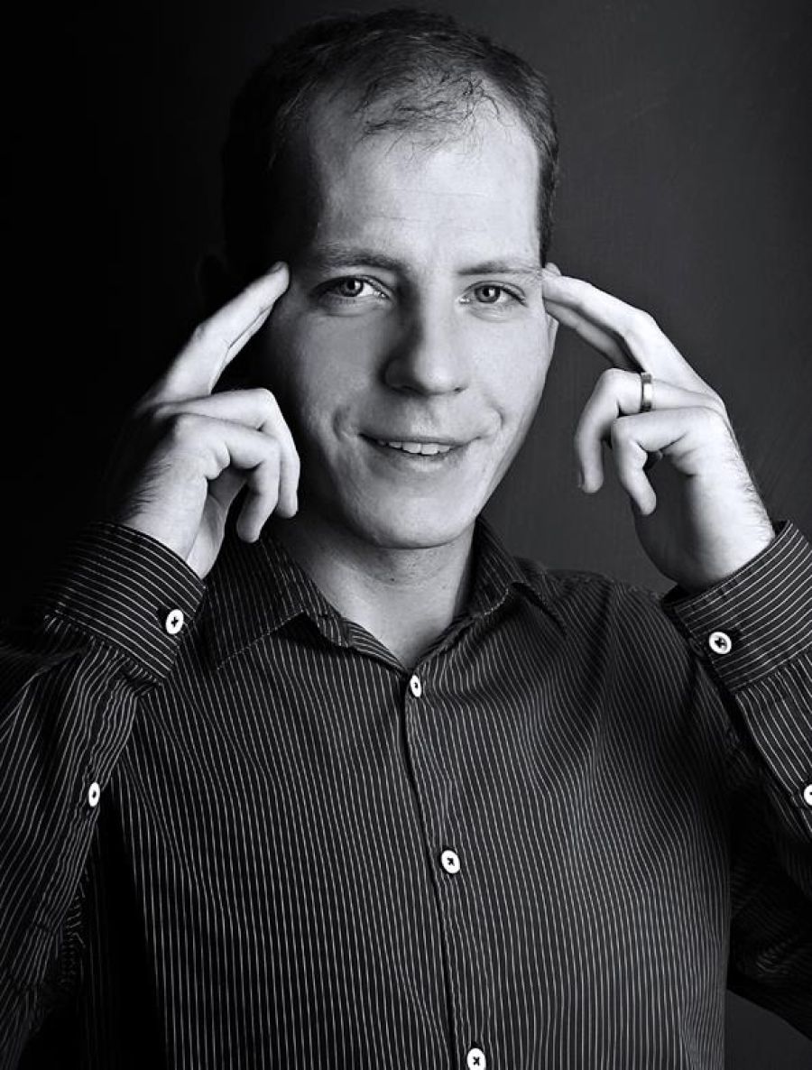 Tomas Brezina, DiS.